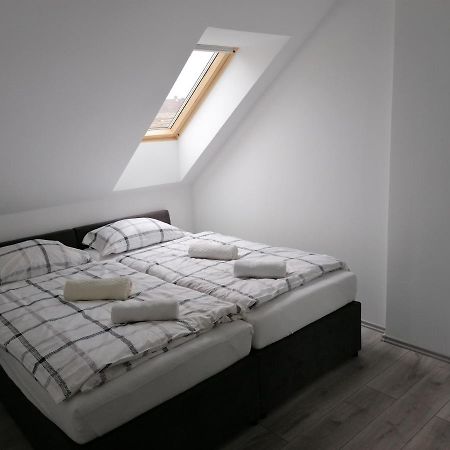 Mohacs Apartman Екстериор снимка