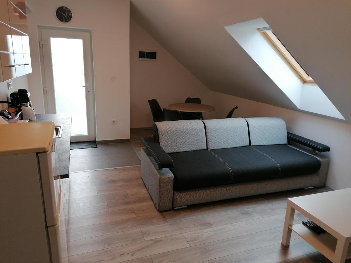 Mohacs Apartman Екстериор снимка