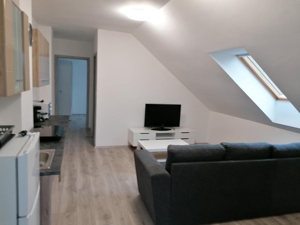 Mohacs Apartman Екстериор снимка