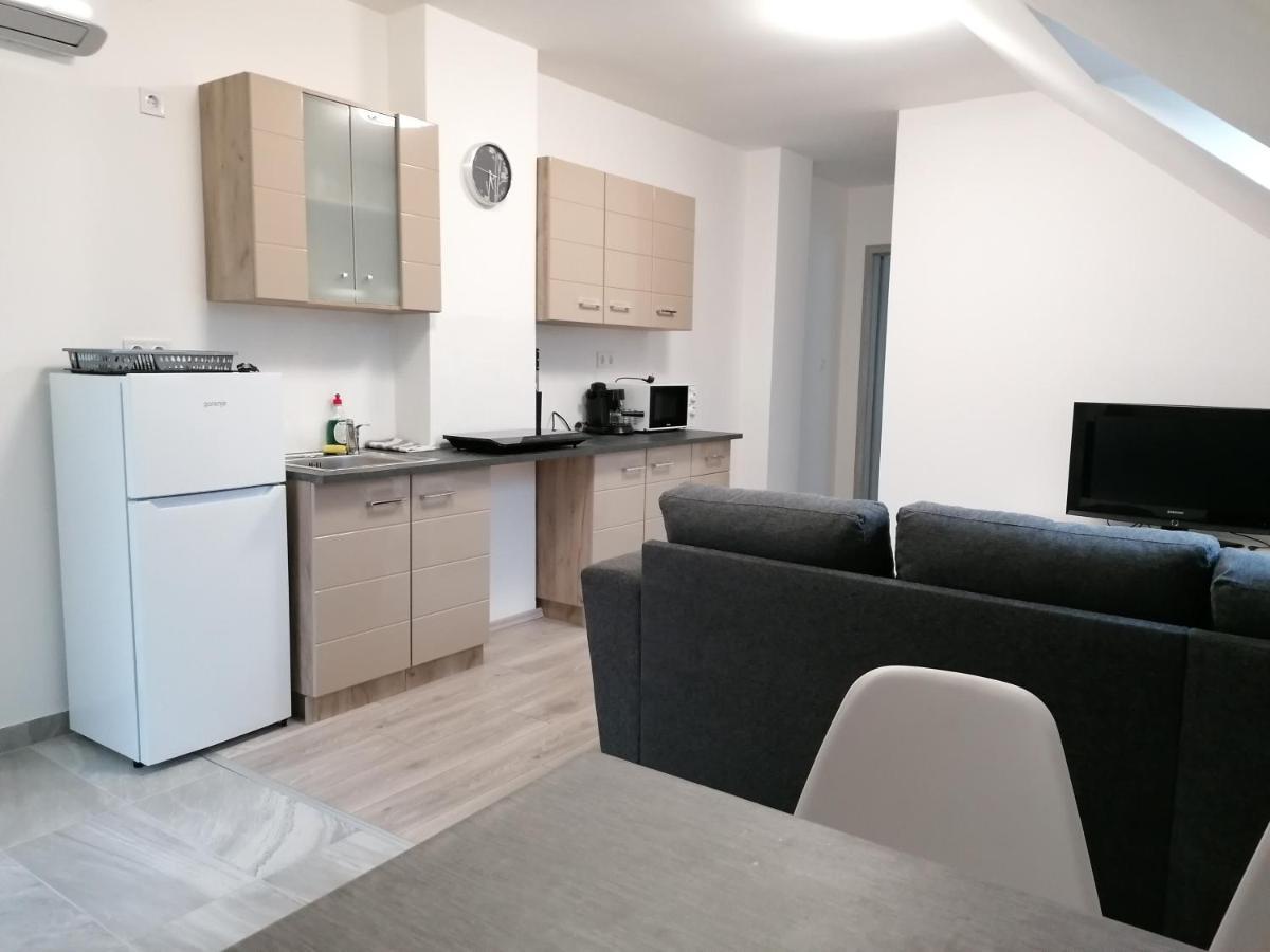Mohacs Apartman Екстериор снимка