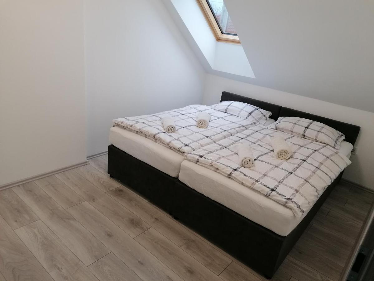 Mohacs Apartman Екстериор снимка